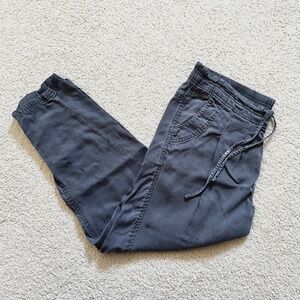 PrAna women’s lightweight capris size M